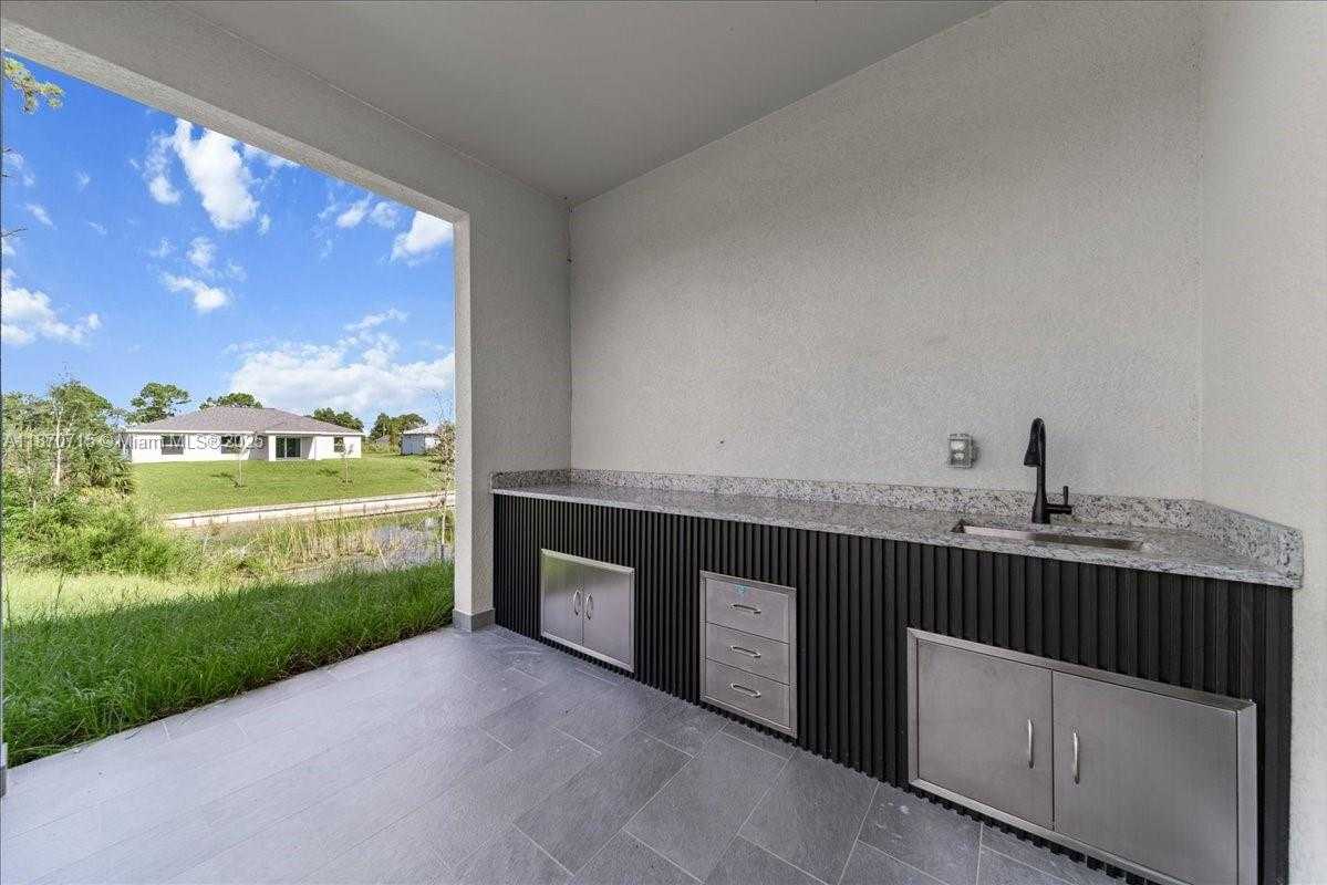 Small Image of 3123 NW 18TH AVE, Cape Coral Number 42