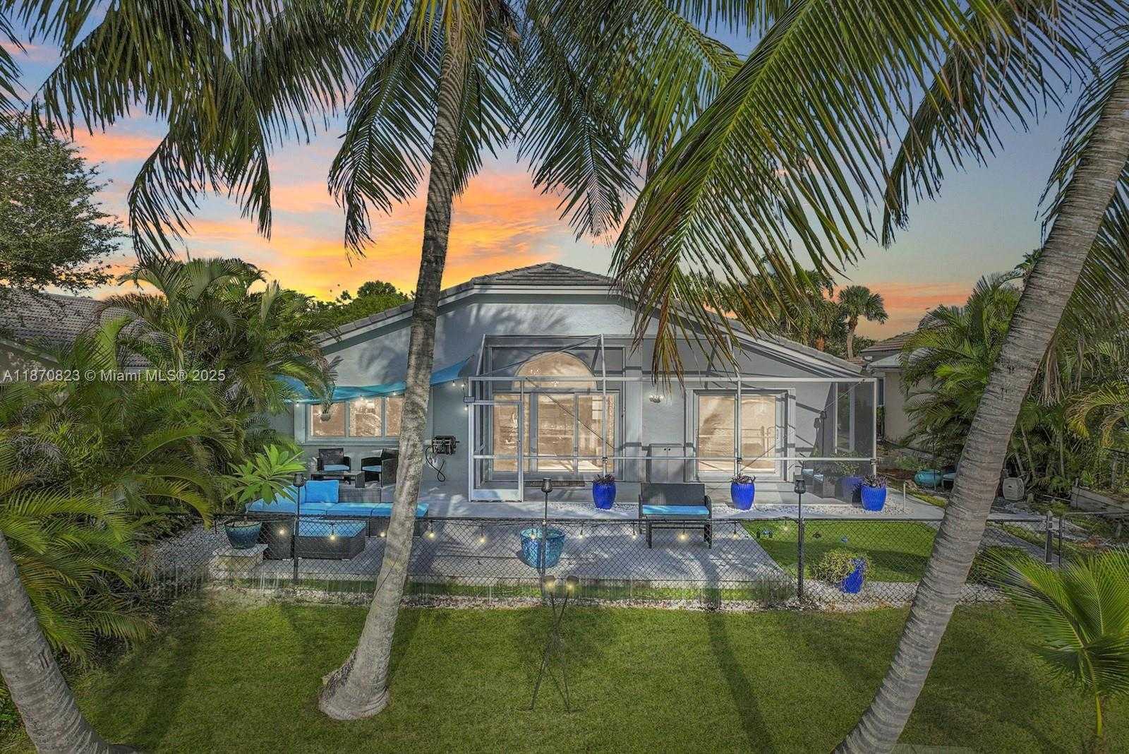 Small Image of 214 SOUTH WEST 180TH AVE, Pembroke Pines Number 35