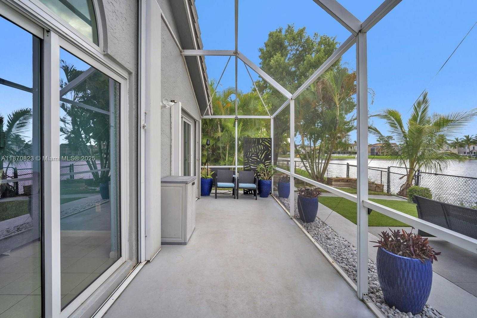 Small Image of 214 SOUTH WEST 180TH AVE, Pembroke Pines Number 37
