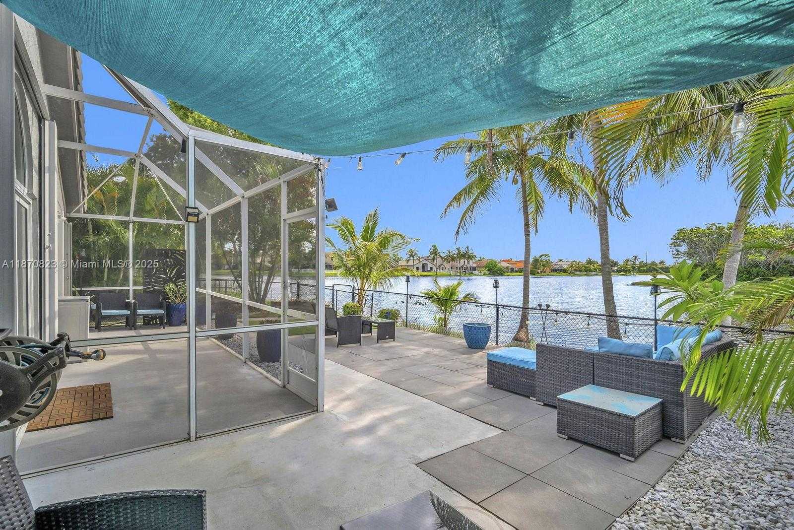 Small Image of 214 SOUTH WEST 180TH AVE, Pembroke Pines Number 46