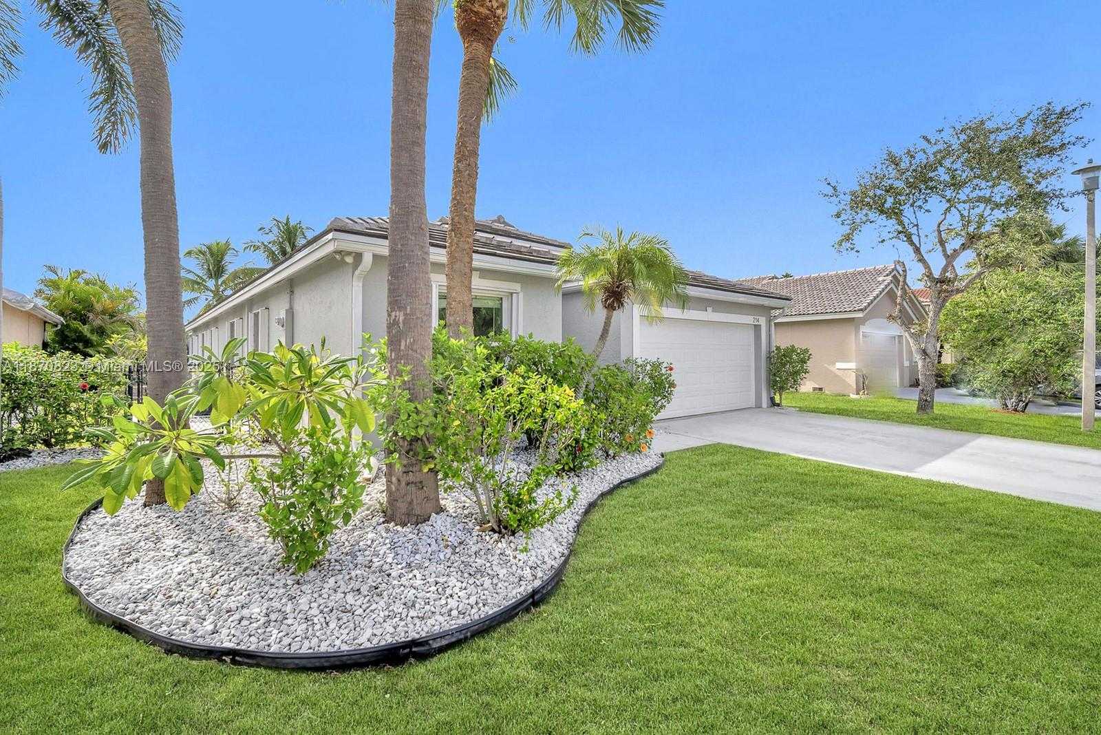 Small Image of 214 SOUTH WEST 180TH AVE, Pembroke Pines Number 7