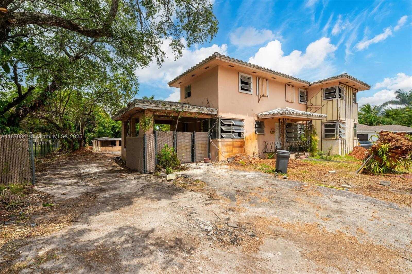 Small Image of 15100 NORTH WEST RIVER DR, Miami Number 2