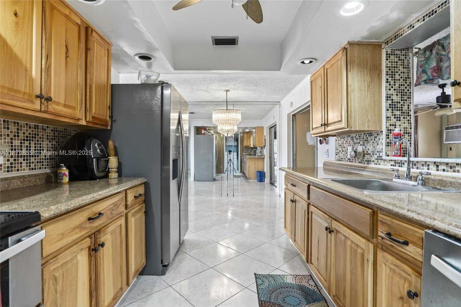 Small Image of 7201 SOUTH WEST 4TH CT, North Lauderdale Number 2
