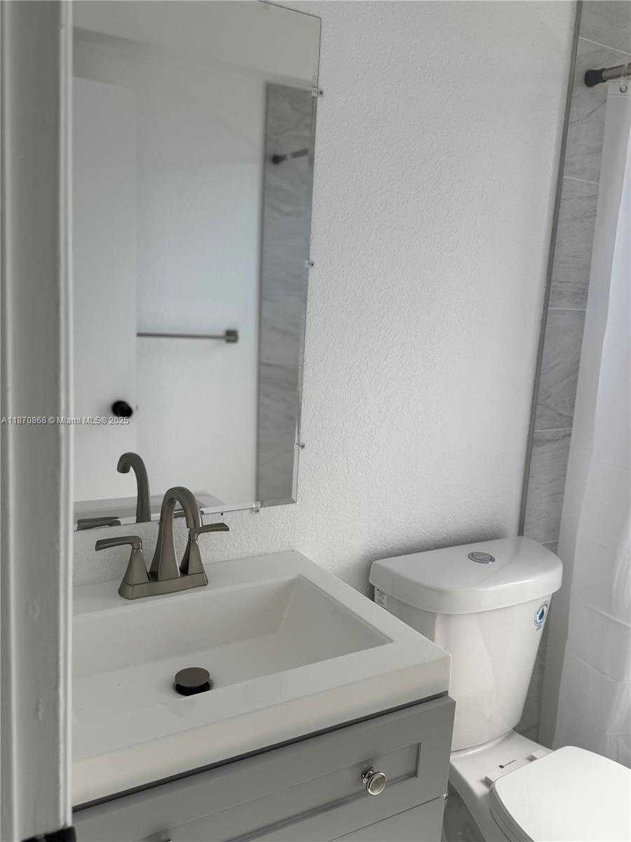 Small Image of 1611 NORTH EAST 32ND PL, Pompano Beach Number 6