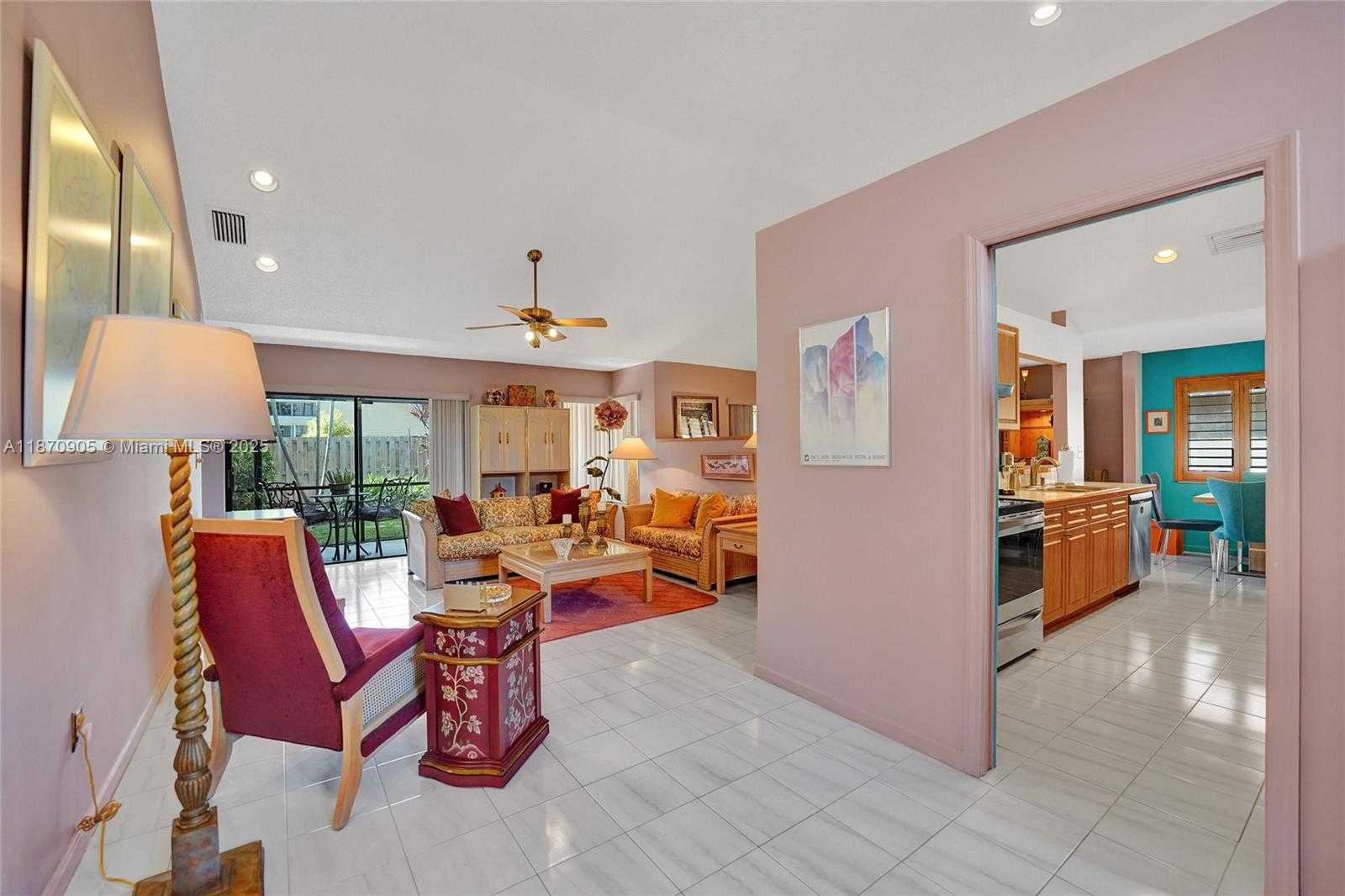 Small Image of 11590 SOUTH WEST 9TH CT, Pembroke Pines Number 13
