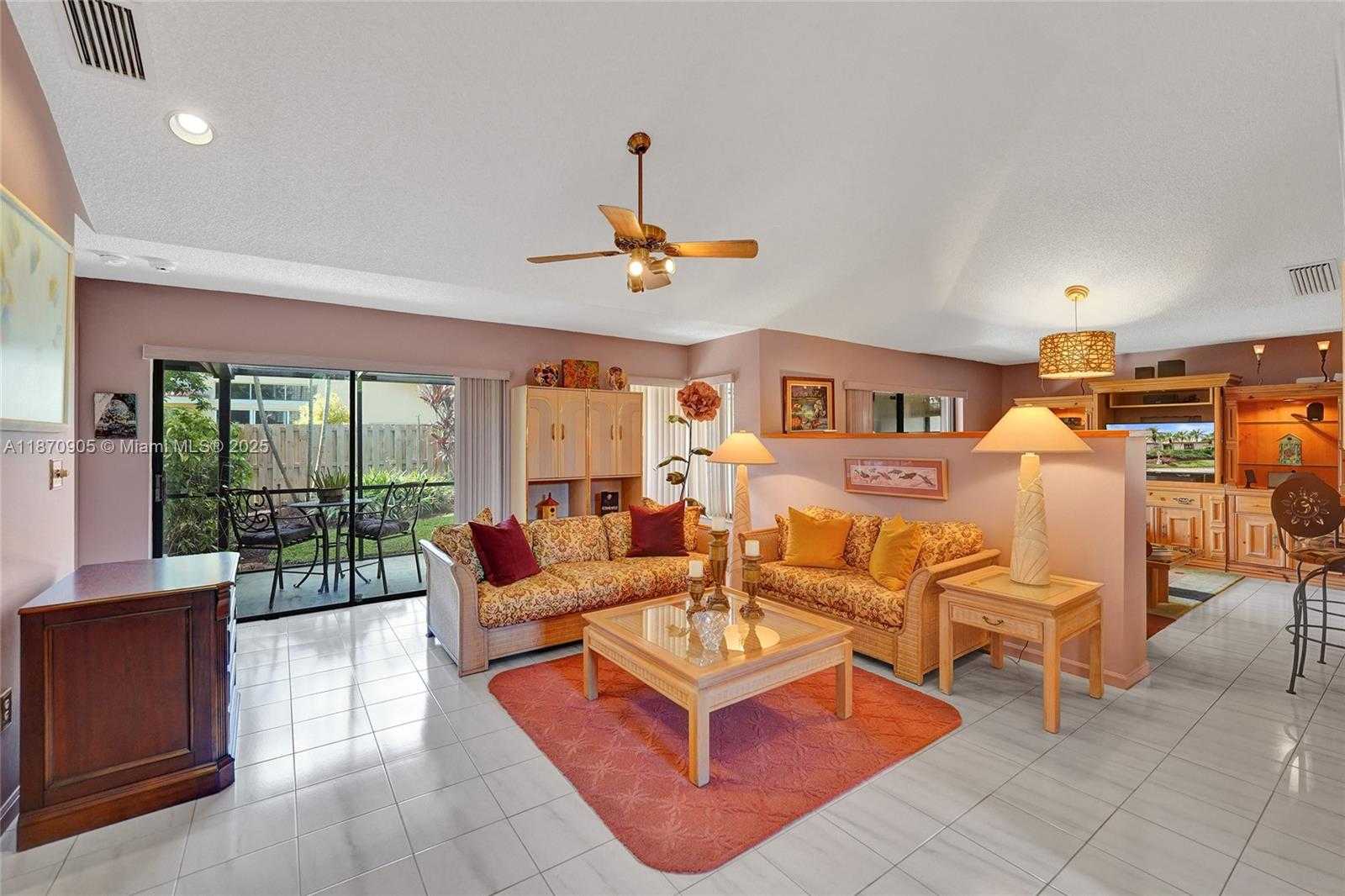 Small Image of 11590 SOUTH WEST 9TH CT, Pembroke Pines Number 14