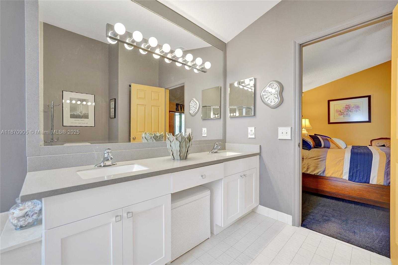 Small Image of 11590 SOUTH WEST 9TH CT, Pembroke Pines Number 36