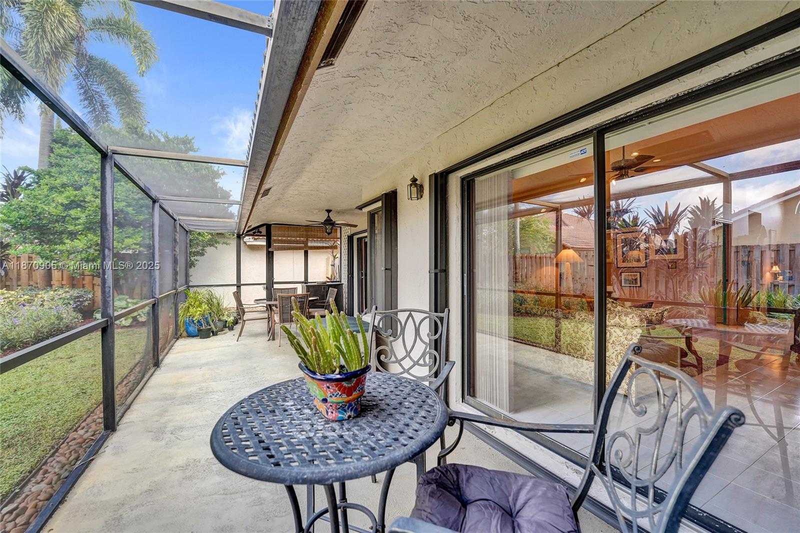 Small Image of 11590 SOUTH WEST 9TH CT, Pembroke Pines Number 49