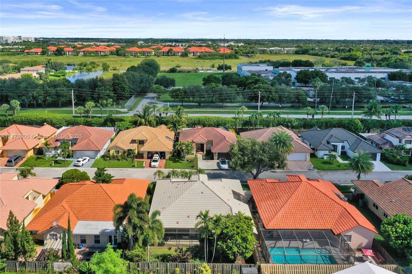 Small Image of 11590 SOUTH WEST 9TH CT, Pembroke Pines Number 59
