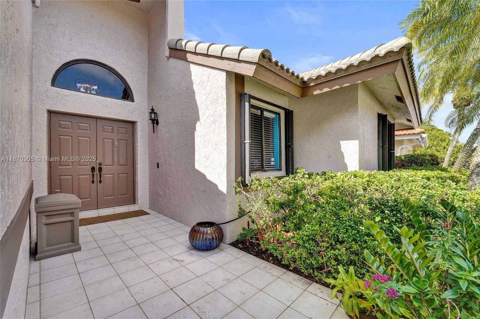 Small Image of 11590 SOUTH WEST 9TH CT, Pembroke Pines Number 6