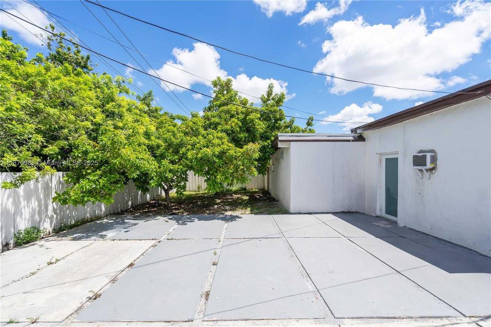 Small Image of 171 WEST 64TH ST, Hialeah Number 16