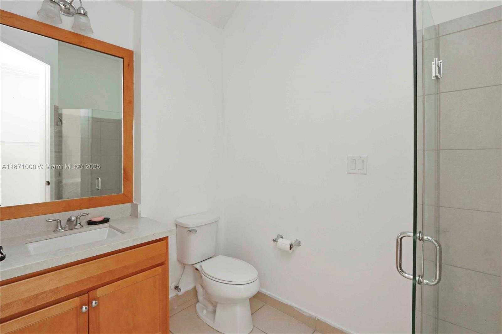 Small Image of 3293 WEST 98TH PL, Hialeah Number 13