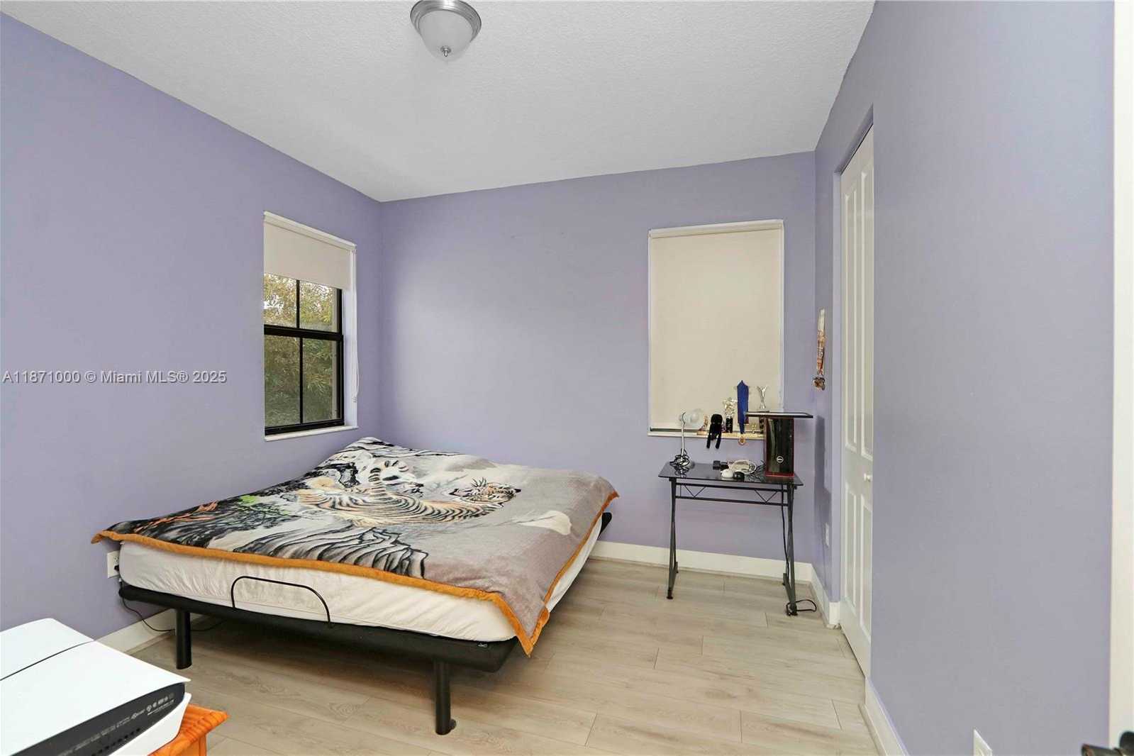 Small Image of 3293 WEST 98TH PL, Hialeah Number 25