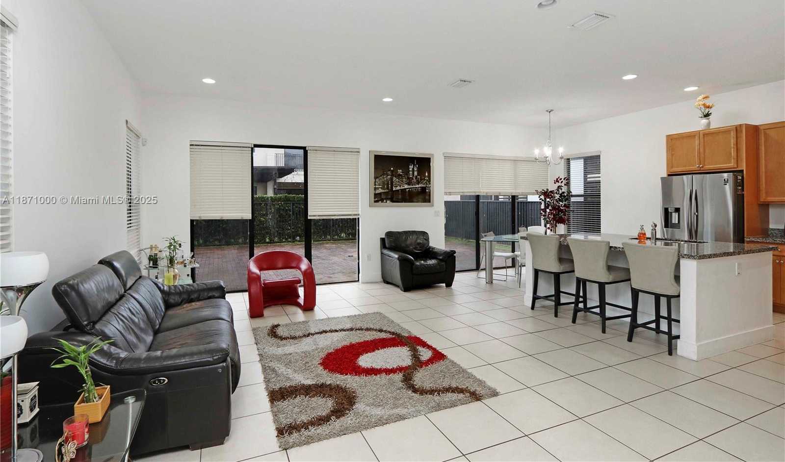 Small Image of 3293 WEST 98TH PL, Hialeah Number 3