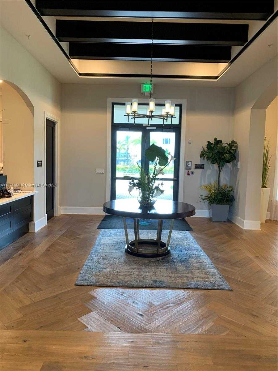 Small Image of 3293 WEST 98TH PL, Hialeah Number 34