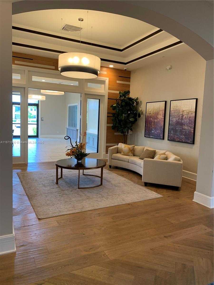 Small Image of 3293 WEST 98TH PL, Hialeah Number 36