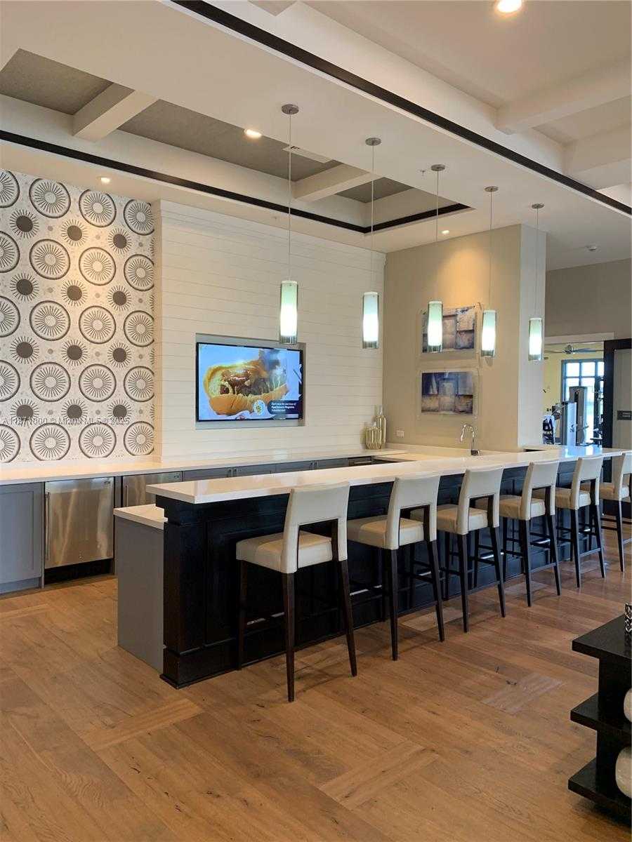 Small Image of 3293 WEST 98TH PL, Hialeah Number 42