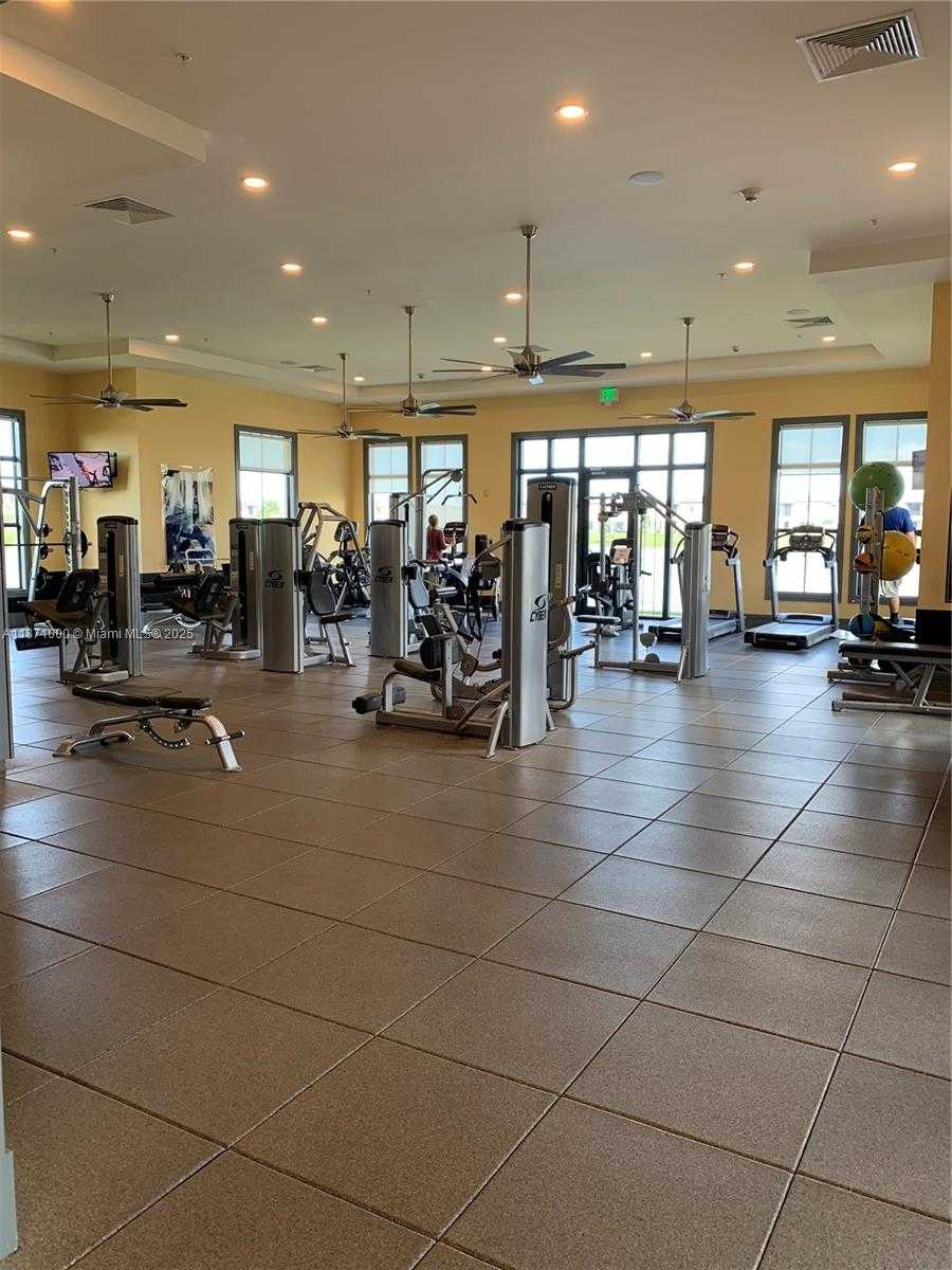 Small Image of 3293 WEST 98TH PL, Hialeah Number 43