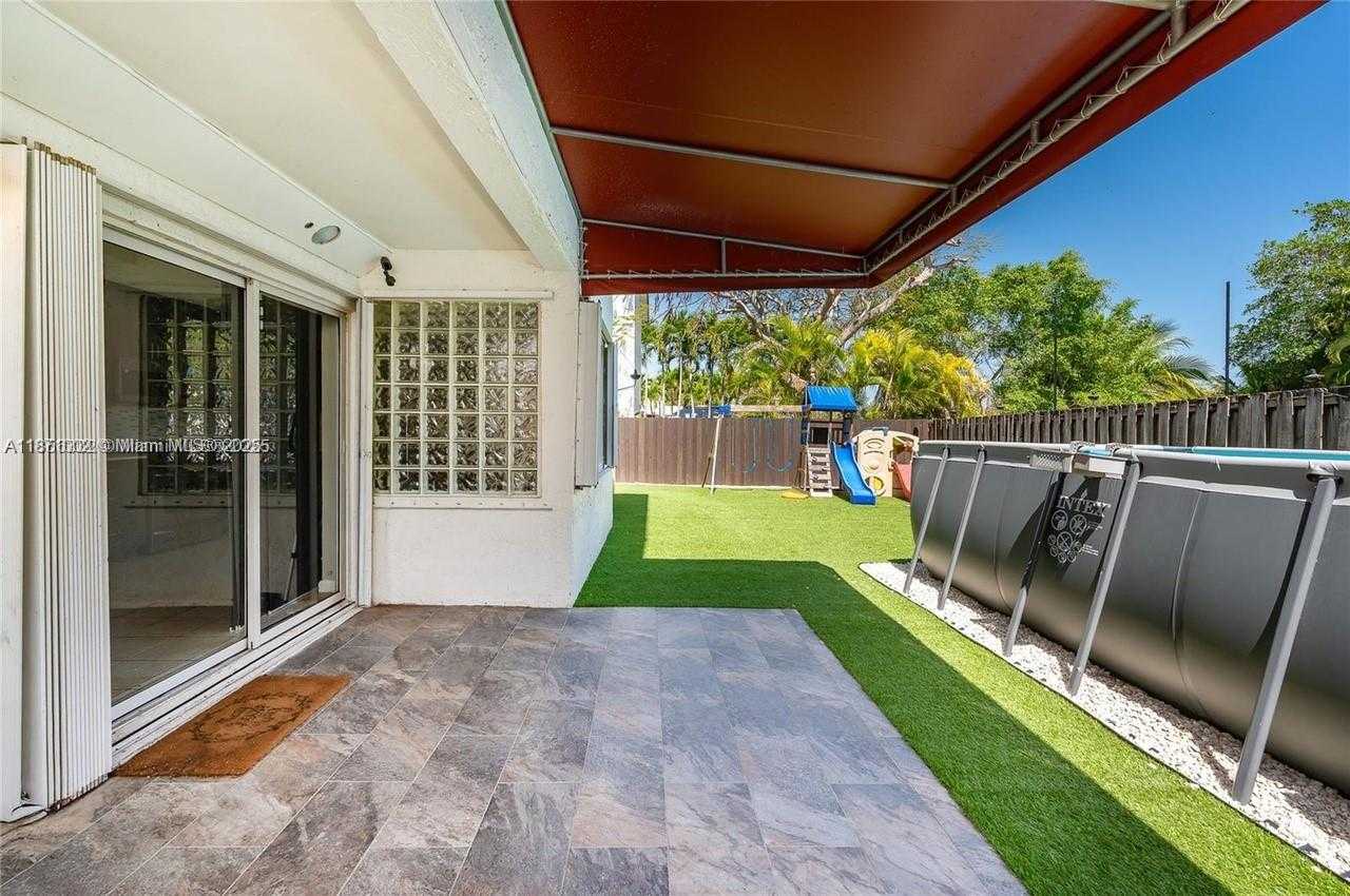 Small Image of 21023 SOUTH WEST 85TH PASS, Cutler Bay Number 4