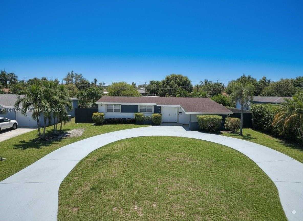 Small Image of 9460 CARIBBEAN BLVD, Cutler Bay Number 3