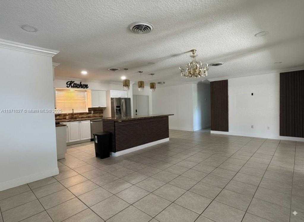 Small Image of 9460 CARIBBEAN BLVD, Cutler Bay Number 5