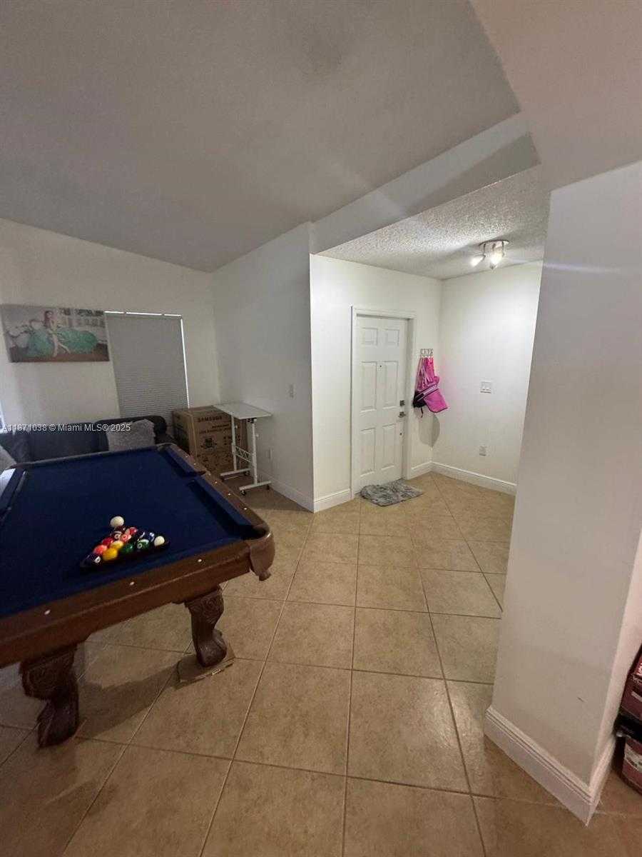 Small Image of 17384 SOUTH WEST 138 CT, Miami Number 3