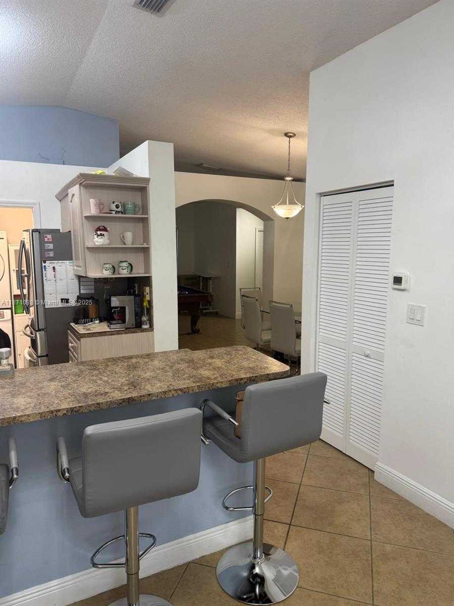 Small Image of 17384 SOUTH WEST 138 CT, Miami Number 7
