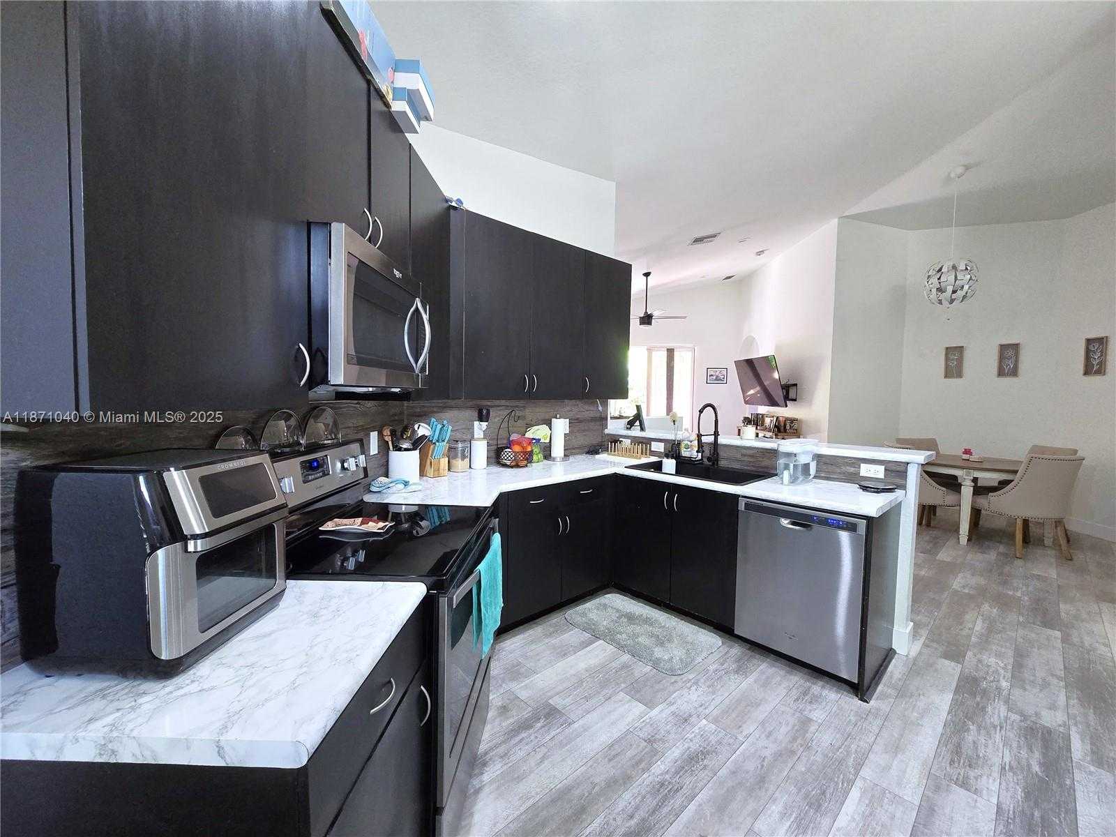 Small Image of 2226 PORTOFINO AVE, Homestead Number 12