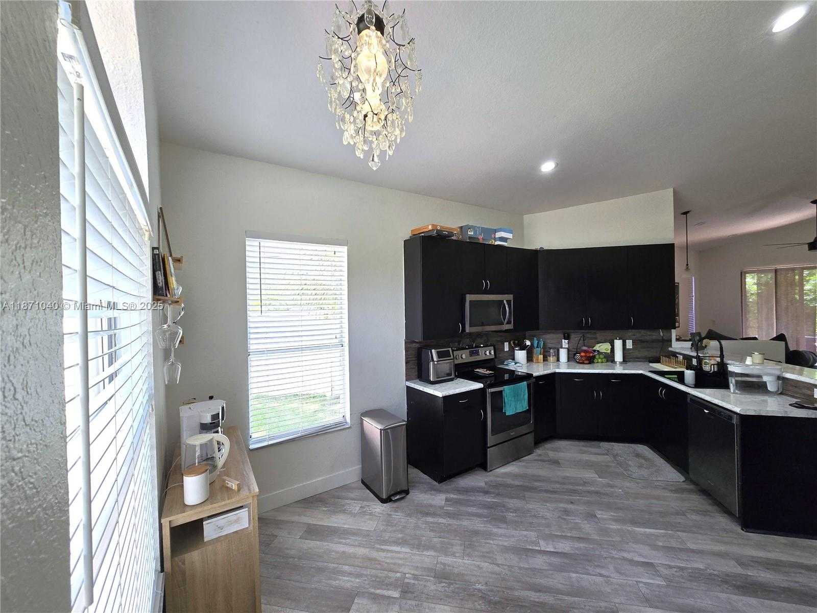 Small Image of 2226 PORTOFINO AVE, Homestead Number 14