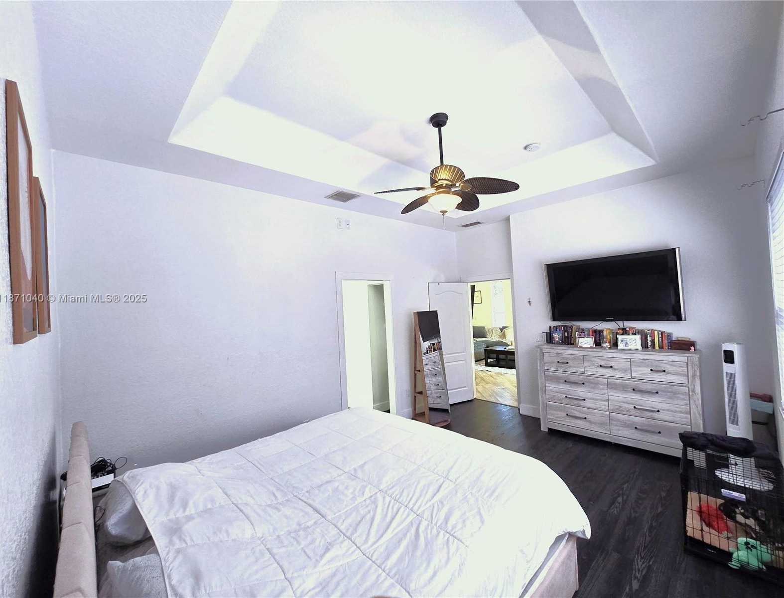 Small Image of 2226 PORTOFINO AVE, Homestead Number 18