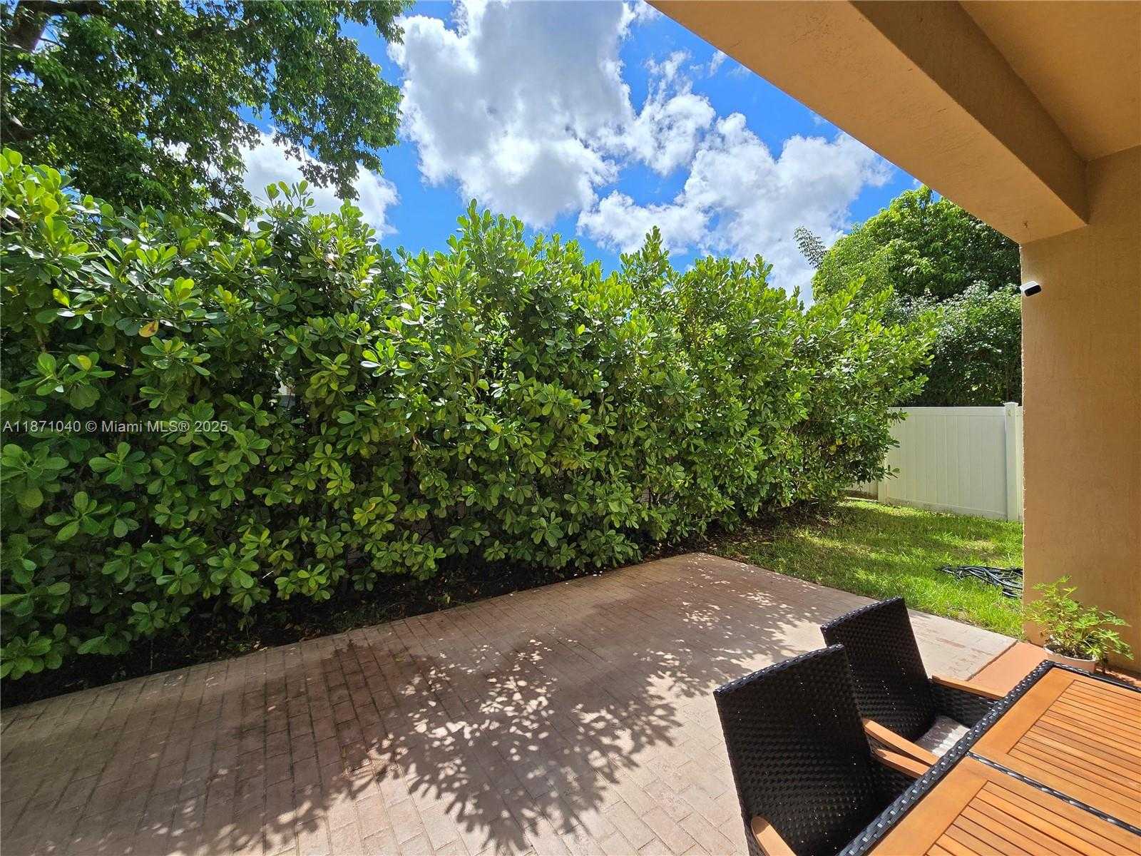 Small Image of 2226 PORTOFINO AVE, Homestead Number 29