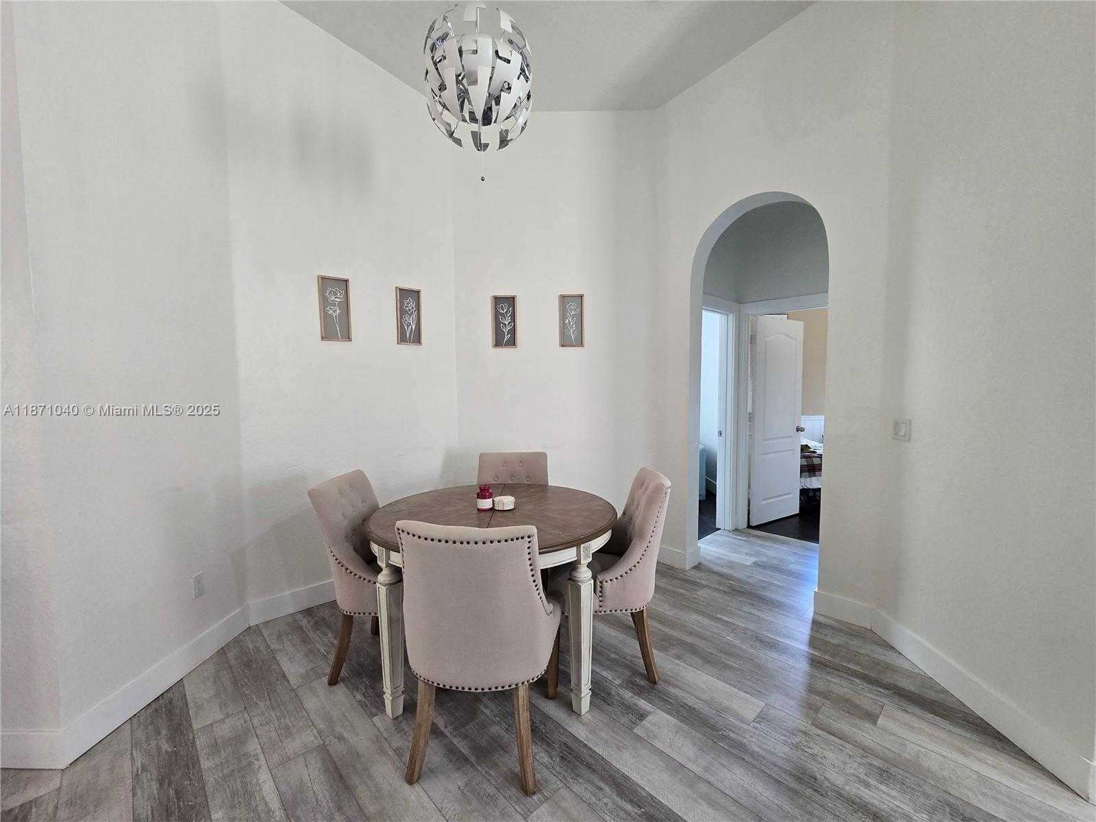 Small Image of 2226 PORTOFINO AVE, Homestead Number 9