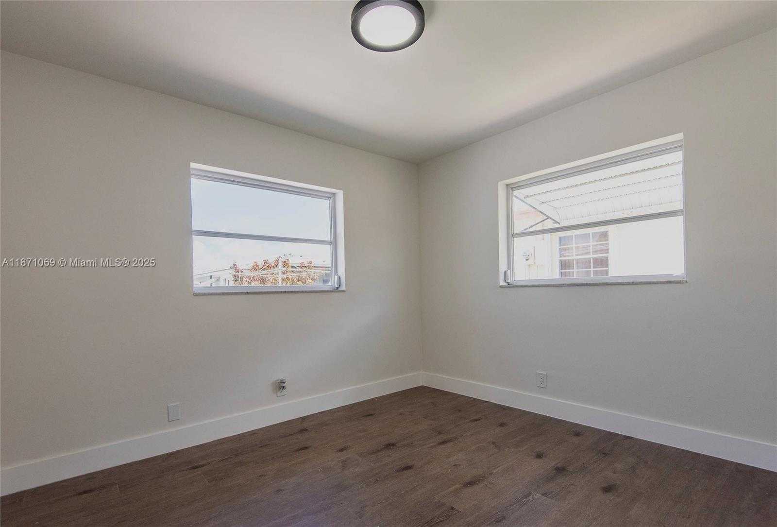 Small Image of 8521 NORTH WEST 57TH CT, Tamarac Number 10
