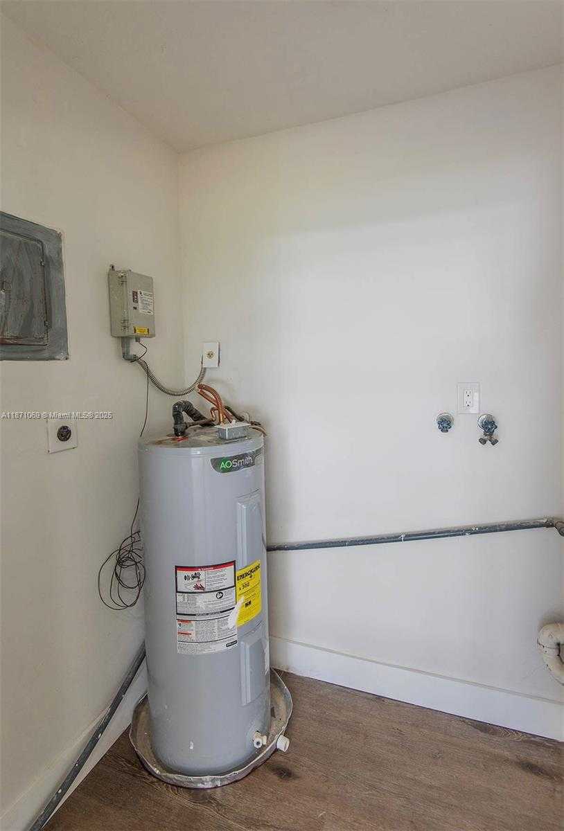 Small Image of 8521 NORTH WEST 57TH CT, Tamarac Number 19