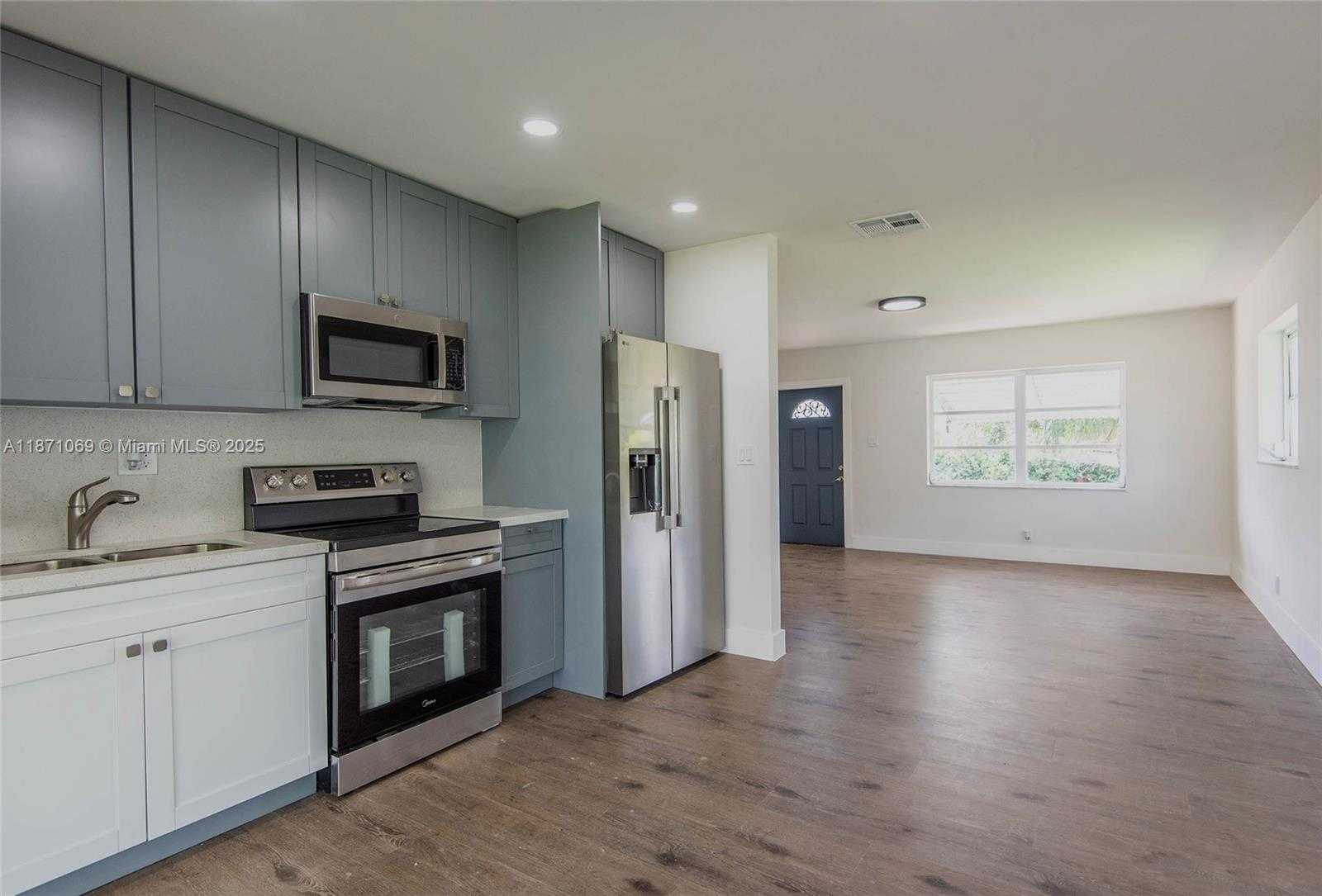 Small Image of 8521 NORTH WEST 57TH CT, Tamarac Number 5