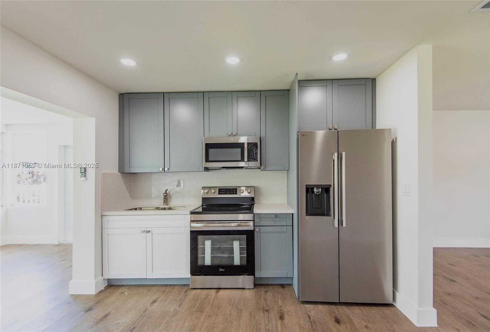 Small Image of 8521 NORTH WEST 57TH CT, Tamarac Number 6