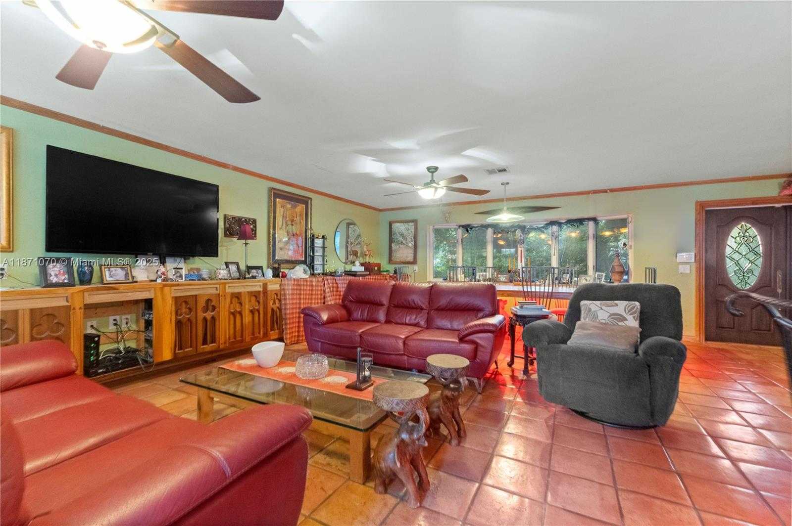 Small Image of 3260 LAKEVIEW DR, Pompano Beach Number 6