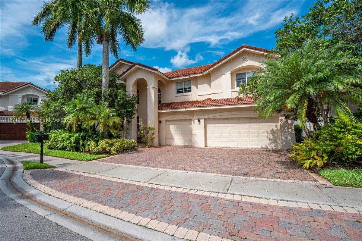 Small Image of 2547 HUNTERS RUN WAY, Weston Number 3