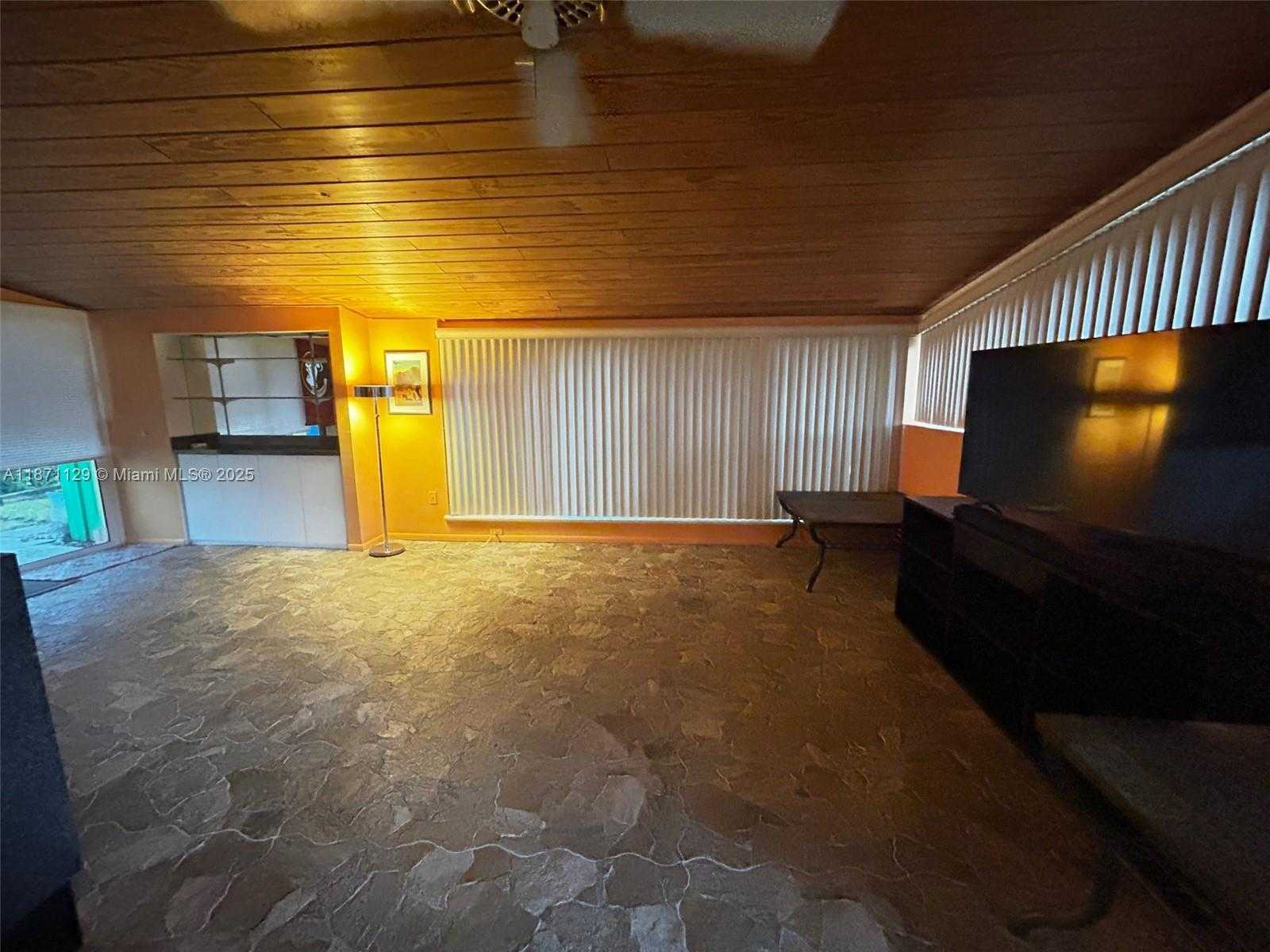 Small Image of 881 SOUTH WEST 49TH TER, Plantation Number 12