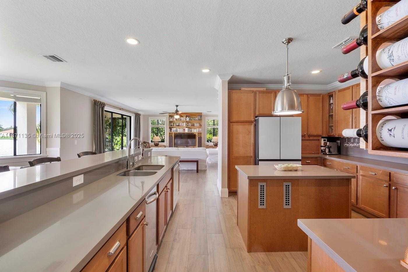 Small Image of 7786 SOUTH WEST 188TH TER, Cutler Bay Number 16