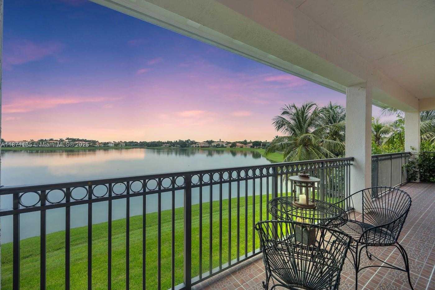 Small Image of 7786 SOUTH WEST 188TH TER, Cutler Bay Number 38