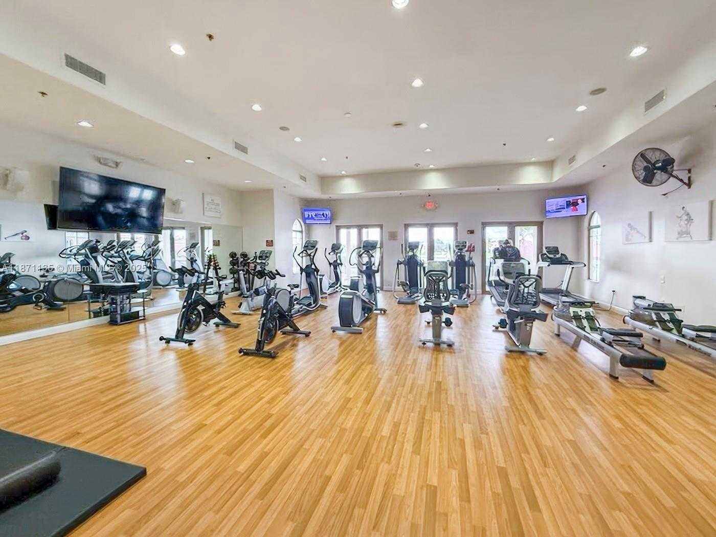 Small Image of 7786 SOUTH WEST 188TH TER, Cutler Bay Number 63