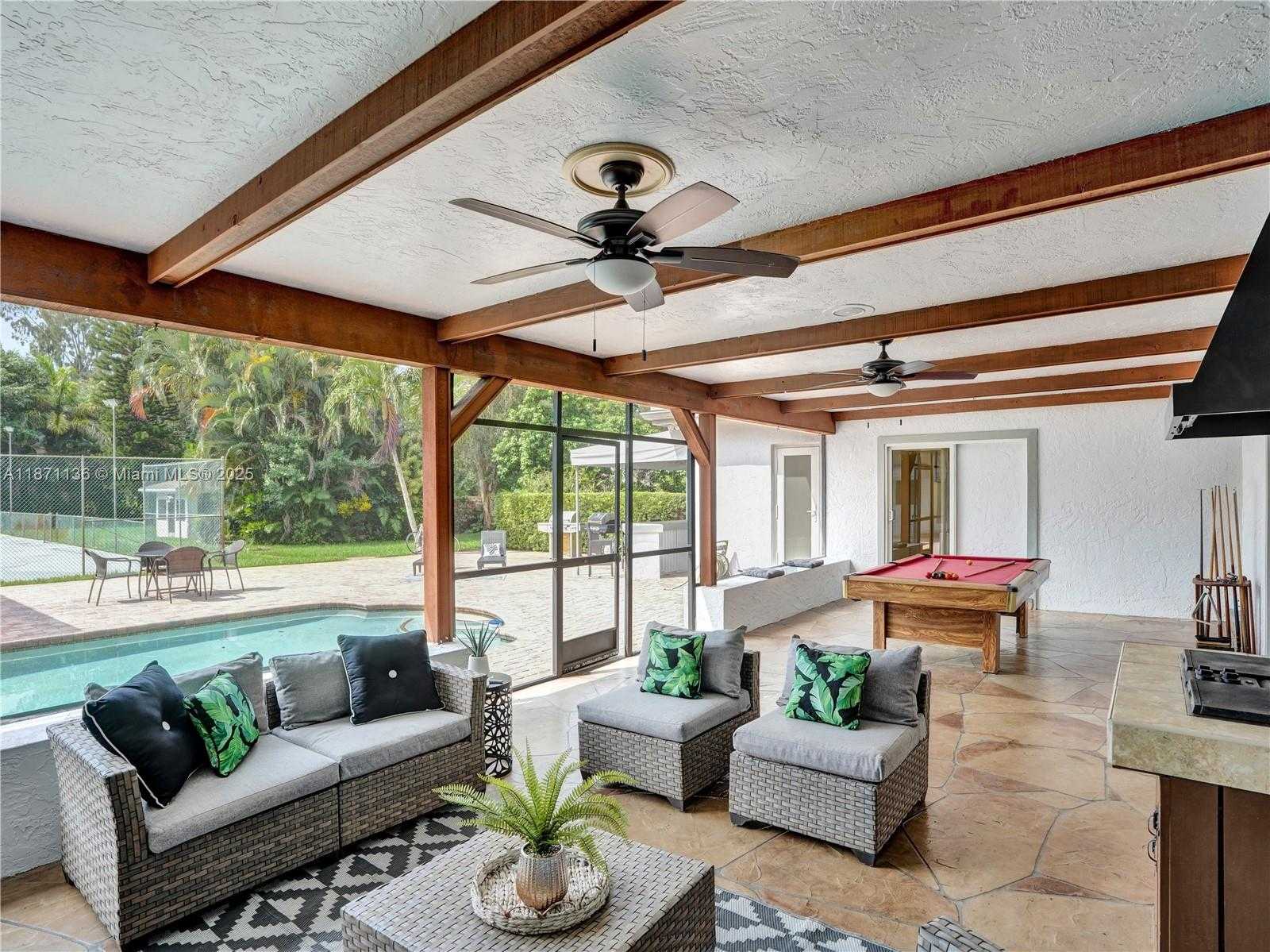 Small Image of 11300 SHADY LANE, Plantation Number 12