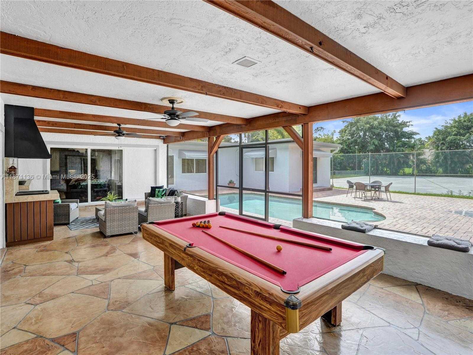 Small Image of 11300 SHADY LANE, Plantation Number 13