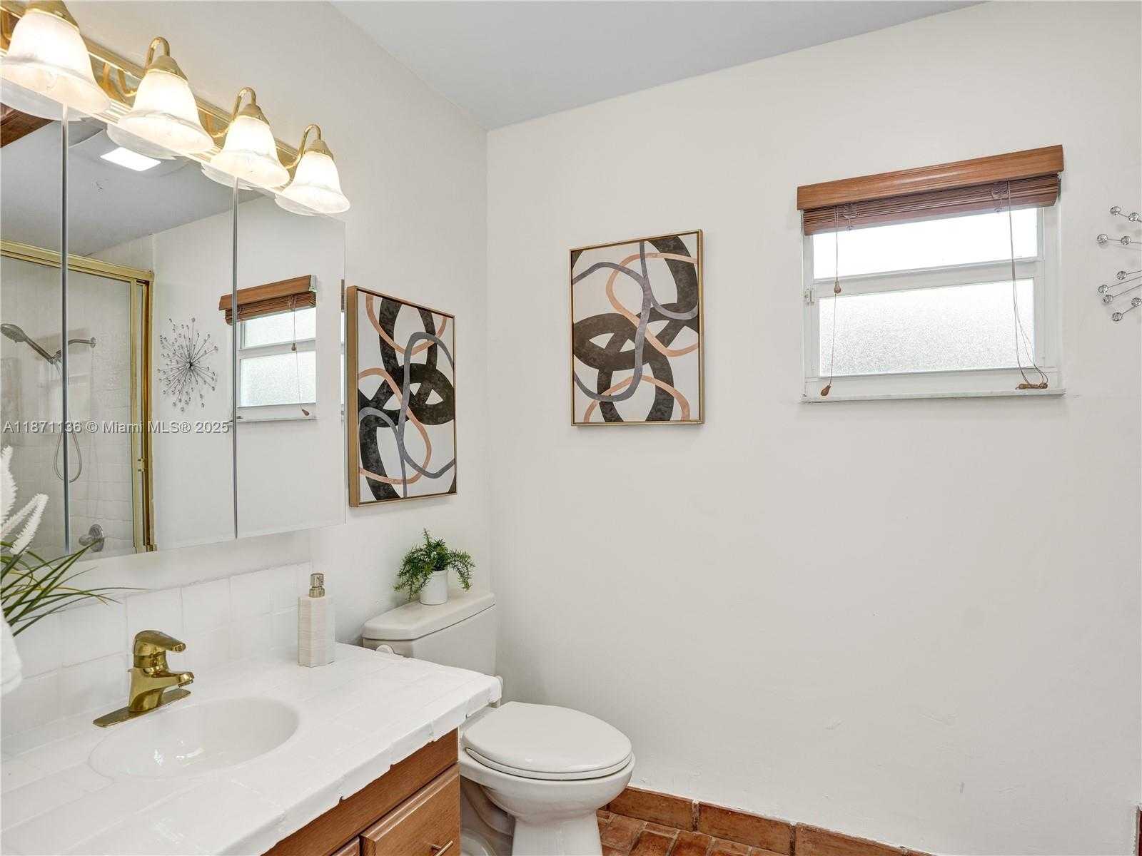 Small Image of 11300 SHADY LANE, Plantation Number 25
