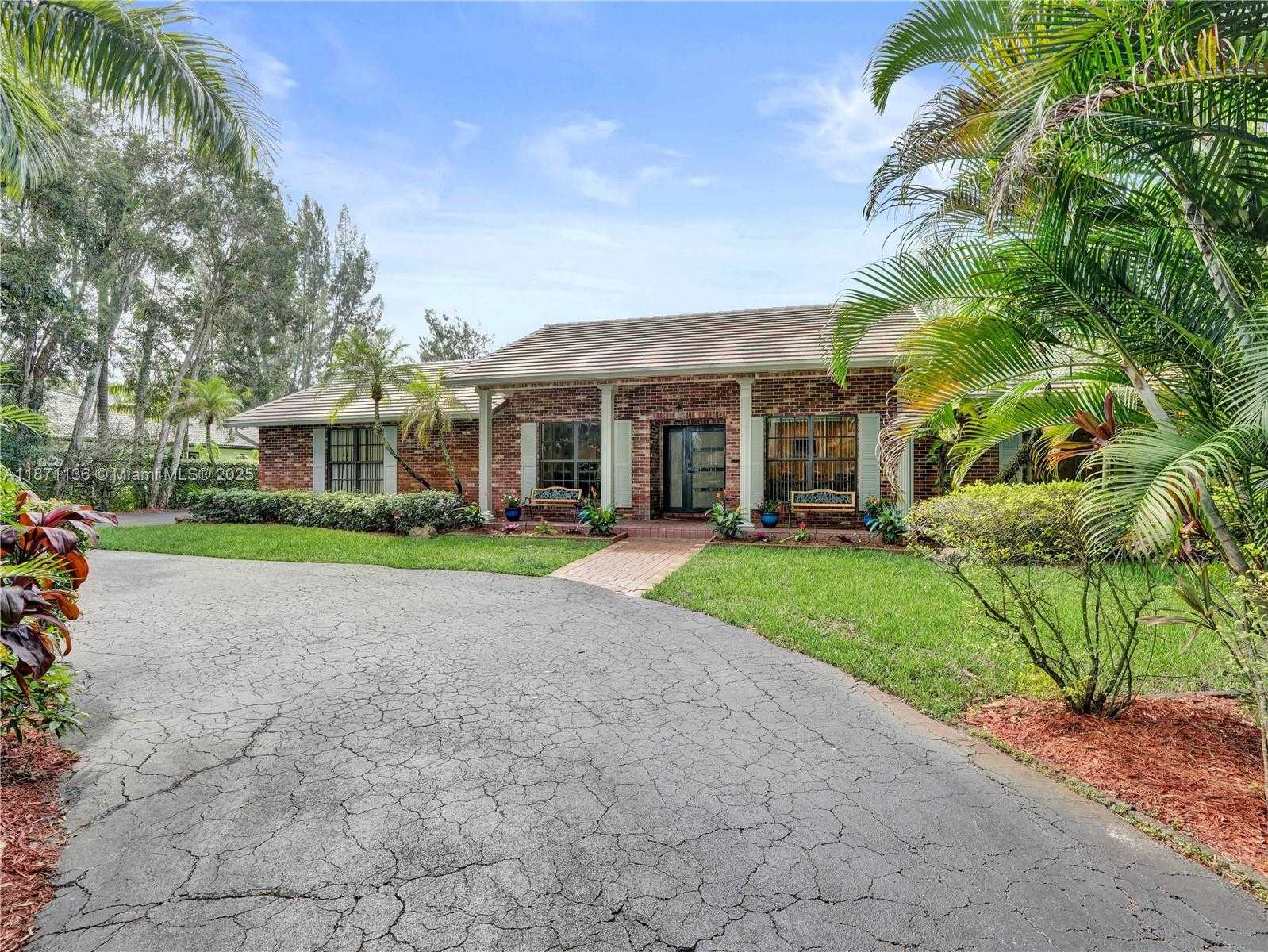 Small Image of 11300 SHADY LANE, Plantation Number 31