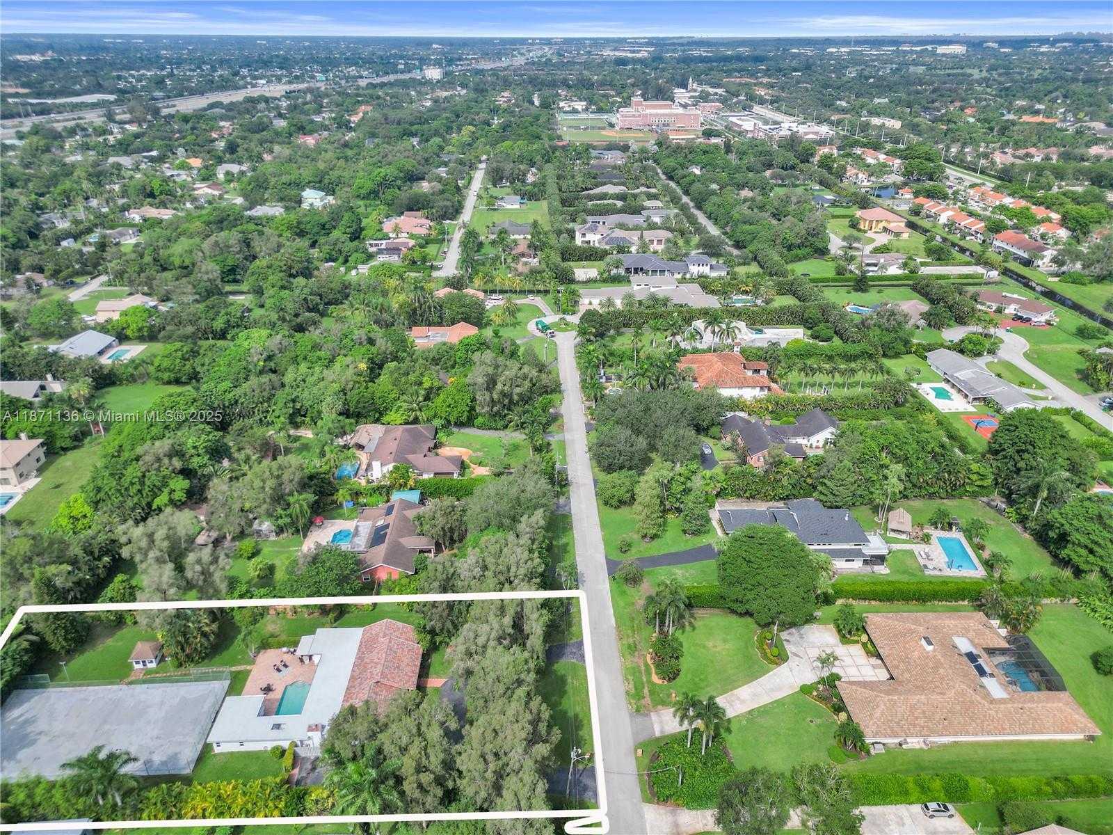 Small Image of 11300 SHADY LANE, Plantation Number 34