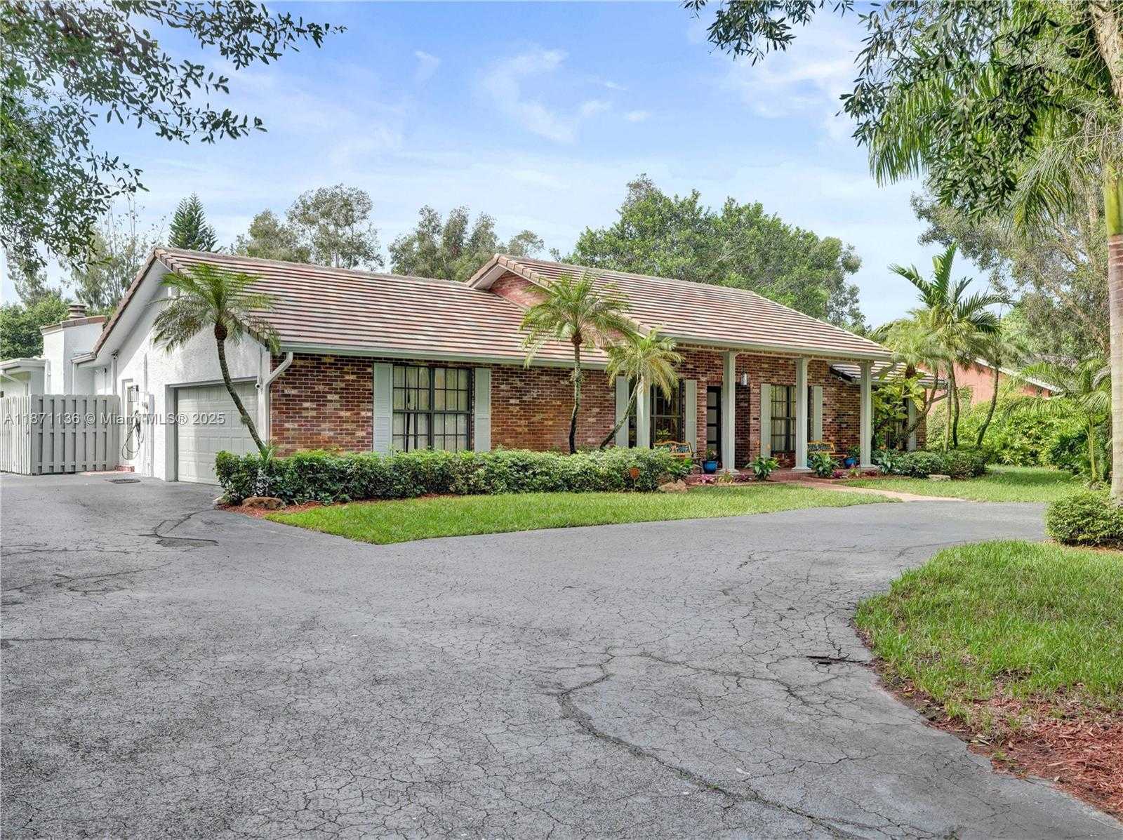 Small Image of 11300 SHADY LANE, Plantation Number 49