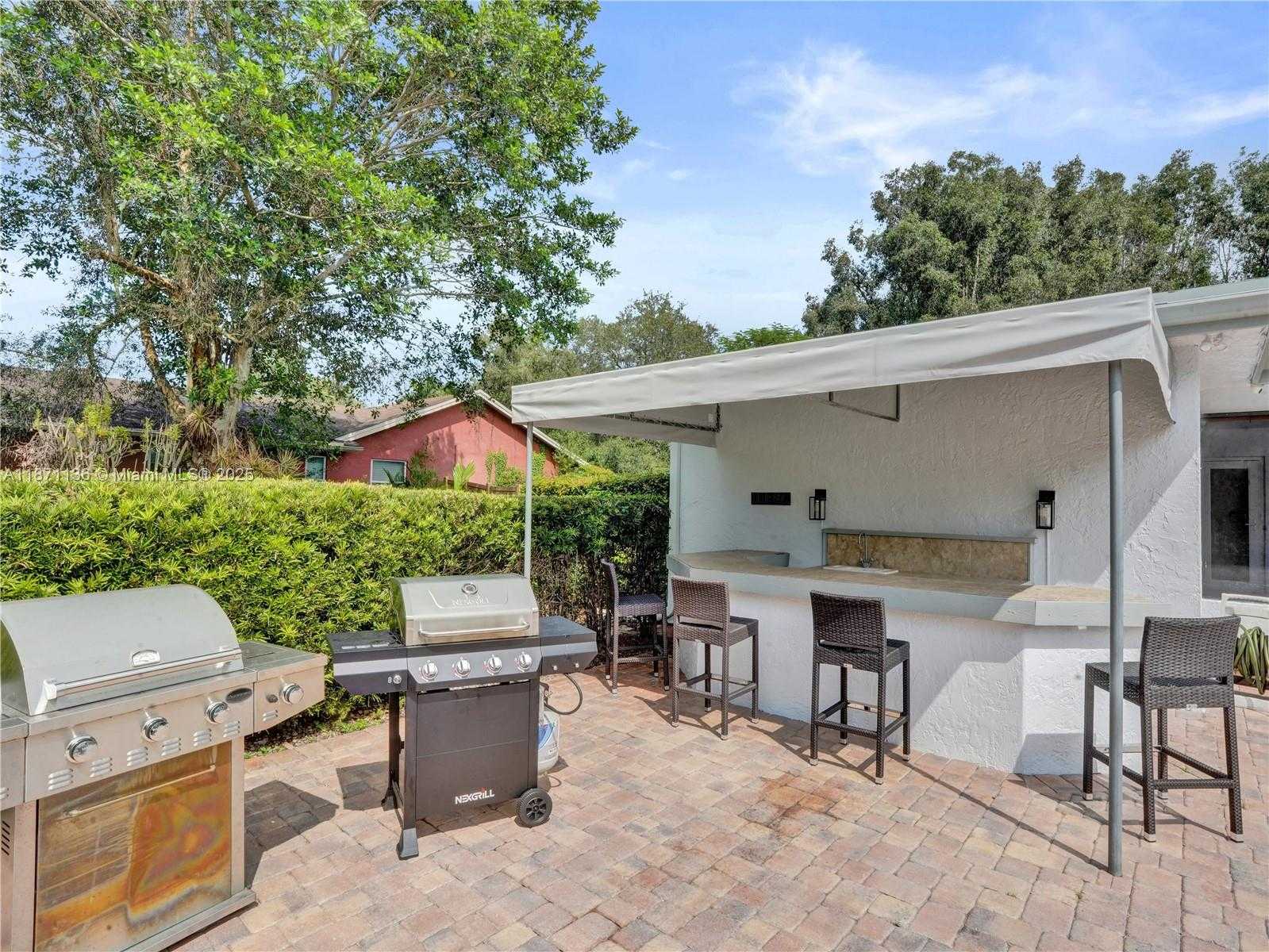 Small Image of 11300 SHADY LANE, Plantation Number 59