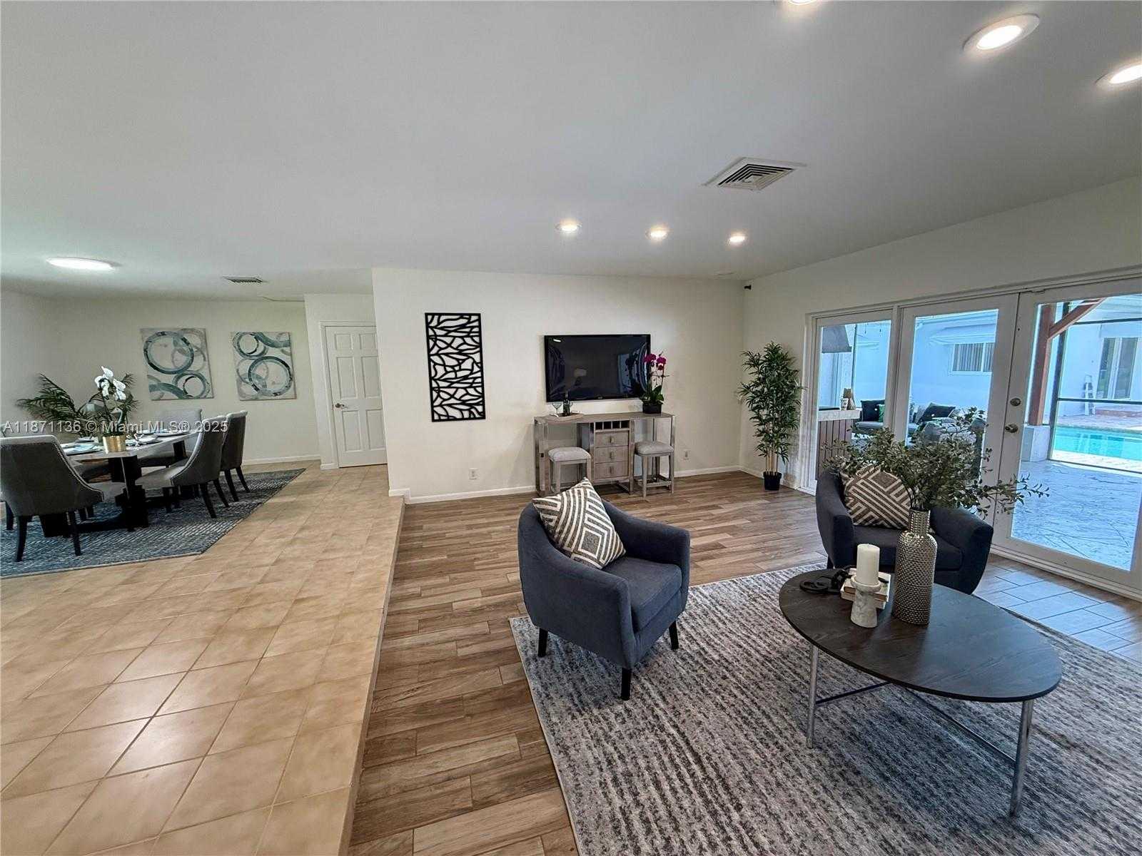 Small Image of 11300 SHADY LANE, Plantation Number 6